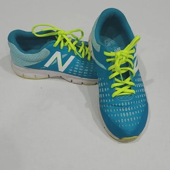 New Balance 775 Size 6 - Picture 1 of 6